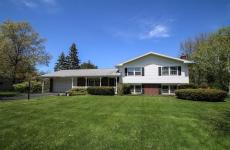 Embedded thumbnail for 12 Charter Oaks Dr, Pittsford, NY 14534