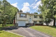 Embedded thumbnail for 1445 Tudor Way, Farmington, NY 14425