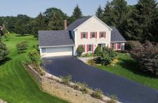 Embedded thumbnail for 16 Park View Dr, Pittsford, NY 14534