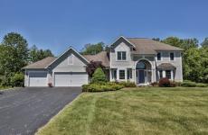 Embedded thumbnail for 74 Chippenham Dr, Penfield, NY 14526