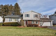 Embedded thumbnail for 160 Auramar Dr, Rochester, NY 14609